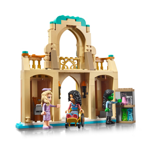 Lego Glinda, Elphaba & Nessarose at Shiz University 75681